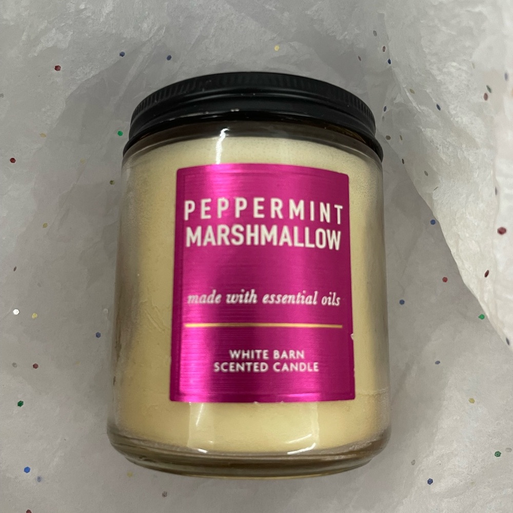New Bath & Body works Peppermint Marshmallow single candle.